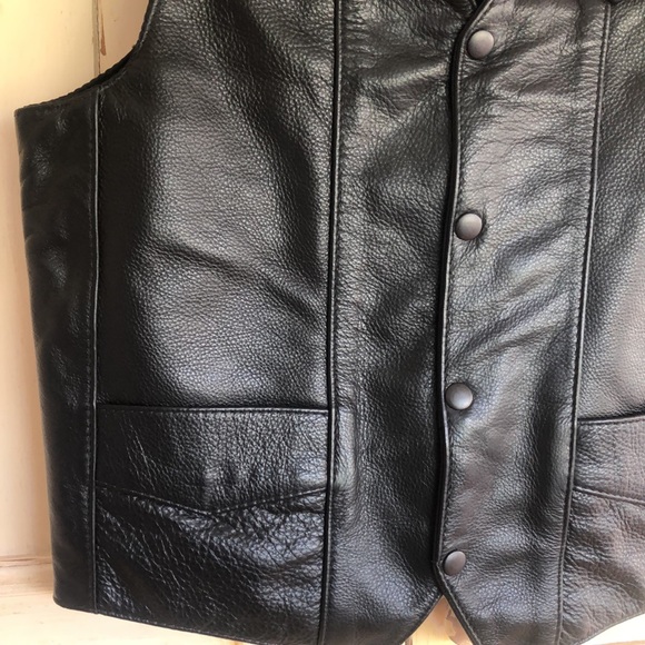 Leather Shooter’s Concealed WeaponsVest.  NWOT - Picture 9 of 14